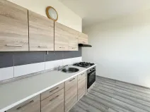 Pronájem bytu 2+1, Chomutov, Kamenný vrch, 58 m2