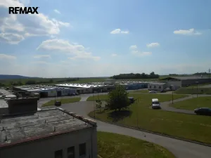 Pronájem výrobních prostor, Měnín, 1030 m2