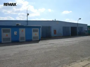 Pronájem výrobních prostor, Měnín, 1030 m2