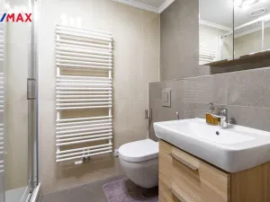 Prodej činžovního domu, Karlovy Vary, Bulharská, 635 m2