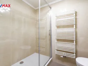 Prodej činžovního domu, Karlovy Vary, Bulharská, 635 m2