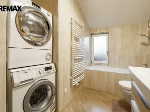 Prodej činžovního domu, Karlovy Vary, Bulharská, 635 m2