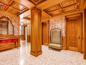 Prodej bytu 6+kk a větší, Karlovy Vary, U Imperiálu, 251 m2