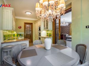 Prodej bytu 6+kk a větší, Karlovy Vary, U Imperiálu, 251 m2