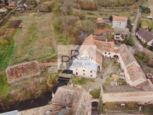 Prodej historického objektu, Znojmo, 1530 m2