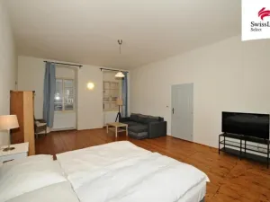 Prodej historického objektu, Český Krumlov, Dlouhá, 1100 m2