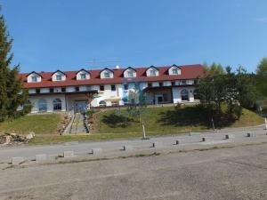 Prodej komerční nemovitosti, Strážný - Řasnice, 39598 m2