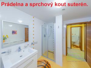 Prodej rodinného domu, Římov, Strahovská, 260 m2