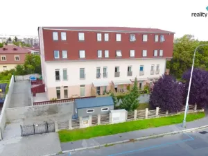 Prodej garáže, Praha 5, Lipová alej, 15 m2