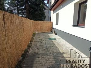 Prodej rodinného domu, Radim, 130 m2