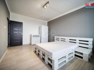 Prodej bytu 2+1, Mariánské Lázně - Úšovice, Podhorská, 61 m2