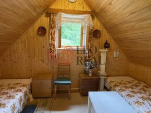 Prodej chalupy, Velké Karlovice, 150 m2