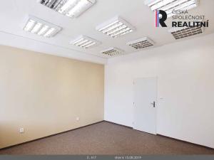 Pronájem kanceláře, Zlín, Kvítková, 29 m2