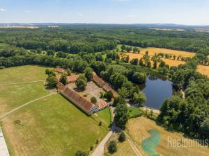 Prodej zemědělské usedlosti, Králova Lhota - Laziště, 2300 m2