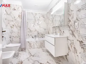 Prodej bytu 3+1, Karlovy Vary, Mariánskolázeňská, 119 m2