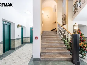 Prodej bytu 3+1, Karlovy Vary, Mariánskolázeňská, 119 m2