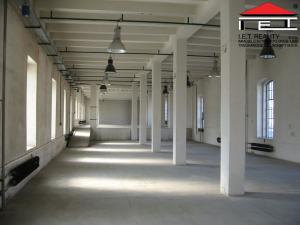 Prodej výrobních prostor, Bruntál, 11512 m2