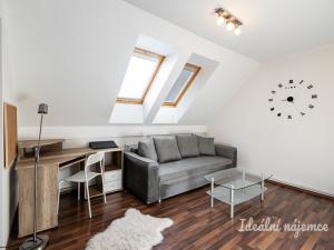 Pronájem bytu 2+kk, Nupaky, U Valu, 50 m2