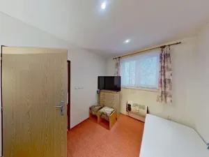 Prodej kanceláře, Karlovy Vary, Okružní, 556 m2