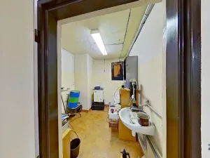 Prodej kanceláře, Karlovy Vary, Okružní, 556 m2