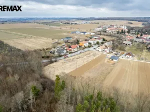 Prodej pozemku pro bydlení, Jinošov, 3987 m2