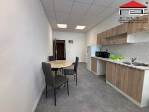 Pronájem kanceláře, Ostrava - Kunčice, Frýdecká, 600 m2