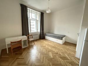 Pronájem bytu 1+kk, Praha - Smíchov, Plzeňská, 26 m2