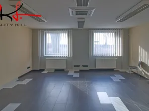 Pronájem kanceláře, Martiněves, 32 m2