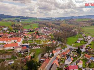 Prodej rodinného domu, Hrádek, 180 m2