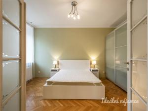 Pronájem bytu 2+kk, Praha - Vinohrady, náměstí Jiřího z Lobkovic, 78 m2