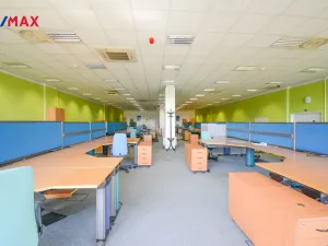 Pronájem kanceláře, Pardubice - Zelené Předměstí, Masarykovo náměstí, 321 m2