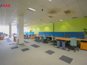 Pronájem kanceláře, Pardubice - Zelené Předměstí, Masarykovo náměstí, 321 m2