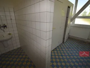 Pronájem komerční nemovitosti, Jindřichův Hradec - Otín, 1850 m2