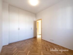 Pronájem bytu 2+kk, Praha - Střešovice, Farní, 47 m2