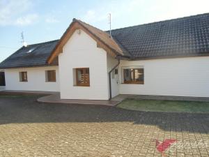 Prodej rodinného domu, Dolní Bousov - Svobodín, 350 m2