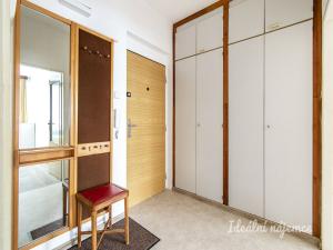 Pronájem bytu 2+kk, Praha - Vinohrady, Vinohradská, 44 m2