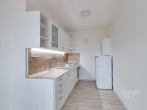 Pronájem bytu 3+kk, Praha - Horní Počernice, Komárovská, 65 m2