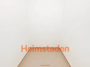 Pronájem bytu 1+kk, Havířov - Město, Hlavní třída, 37 m2