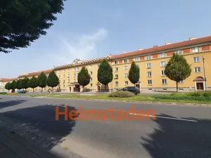 Pronájem bytu 1+kk, Havířov - Město, Hlavní třída, 21 m2