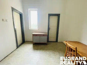 Pronájem skladu, Lipová, 26 m2