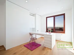 Prodej bytu 5+kk, Praha, Na Dvorcích, 289 m2