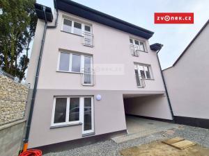 Pronájem bytu 1+kk, Zlín - Malenovice, Švermova, 28 m2