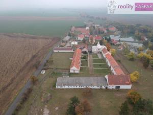 Prodej rodinného domu, Veliká Ves, 1000 m2