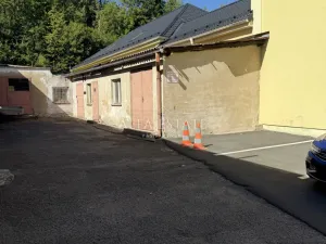Prodej výrobních prostor, Karlovy Vary - Dvory, Chebská, 360 m2
