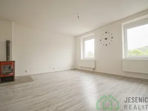 Pronájem bytu 1+1, Vápenná, 42 m2