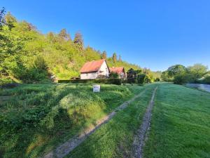 Prodej pozemku pro bydlení, Svojšín - Holyně, 359 m2