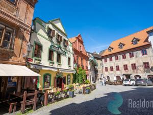 Prodej ubytování, Český Krumlov - Vnitřní Město, Kájovská, 700 m2