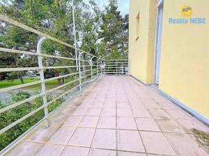Pronájem bytu 1+1, Praha - Záběhlice, Roztylské sady, 39 m2