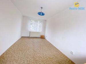 Pronájem bytu 1+1, Praha - Záběhlice, Roztylské sady, 39 m2