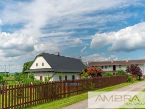 Prodej zemědělské usedlosti, Bruzovice, 180 m2